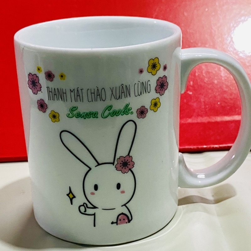 Sale 20% - LY SỨ CÓ QUAI CÓ HÌNH THÙ RẤT ĐẸP