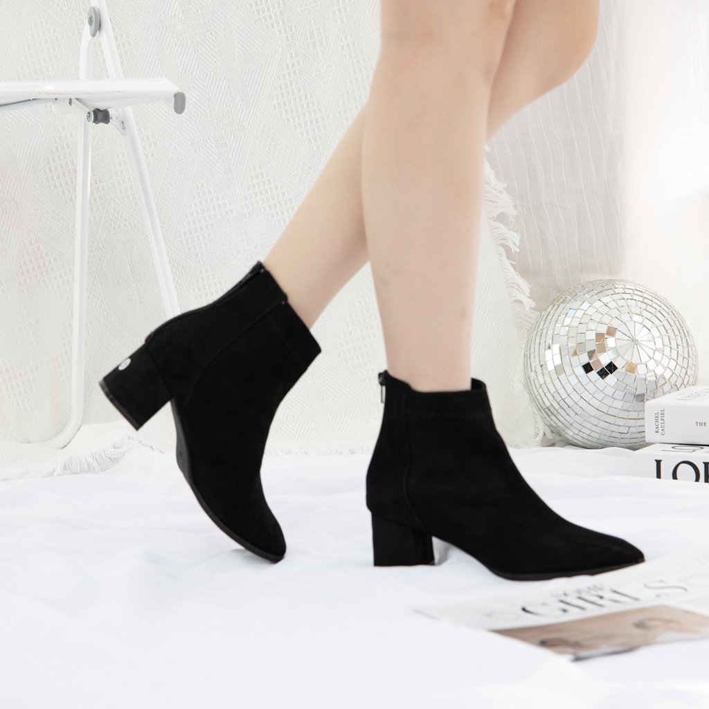 Giày MWC 9105 - Giày Boots Nữ thời trang Boots cổ thấp gót vuông 5p dáng bốt lửng màu đen basic siêu HOT