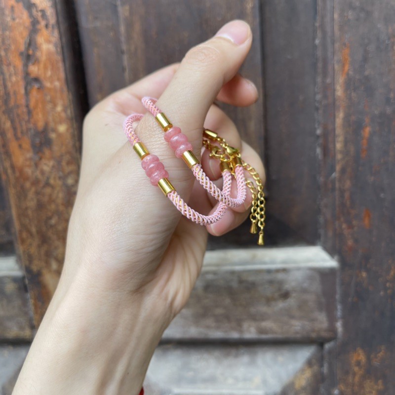 Vòng Tay Đào Hoa Hồng Phong Thuỷ - khai quang, xin lộc miễn phí