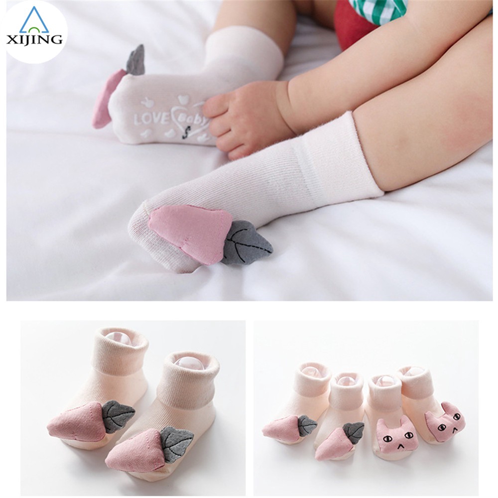 Vớ cotton chống trượt họa tiết hoạt hình 3D cho bé