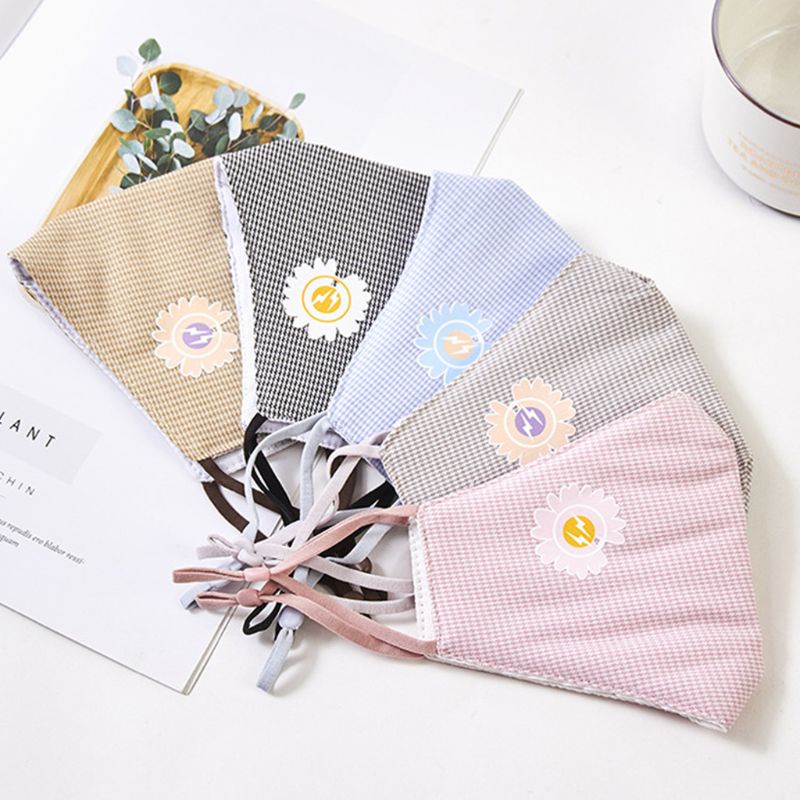 Khẩu Trang Cotton 3 Lớp Chống Bụi Họa Tiết Hoa Cúc Cho Nam Nữ Ốp