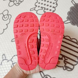 giày bé auth size 22 thanh lý