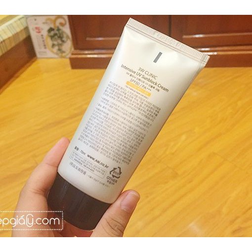 Kem Chống Nắng 3W Clinic Intensive UV Sunblock Cream