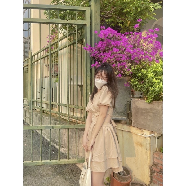 Đầm Emma khoét eo tay bồng | BigBuy360 - bigbuy360.vn