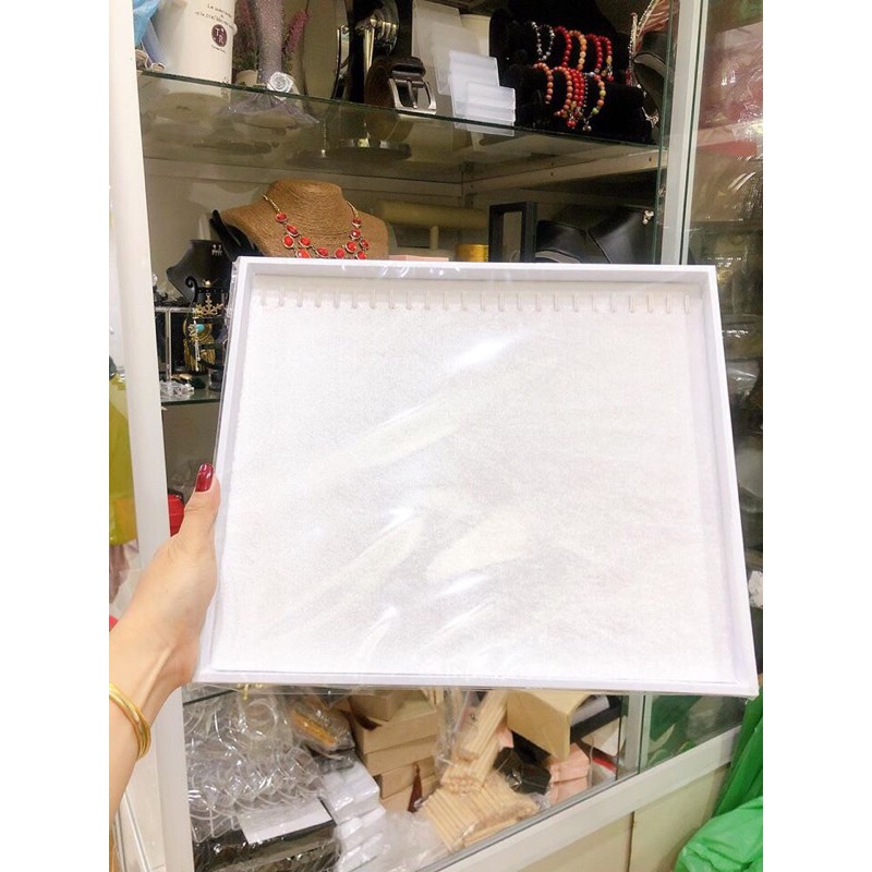 Khay nhung treo dây chuyền / lắc cho shop