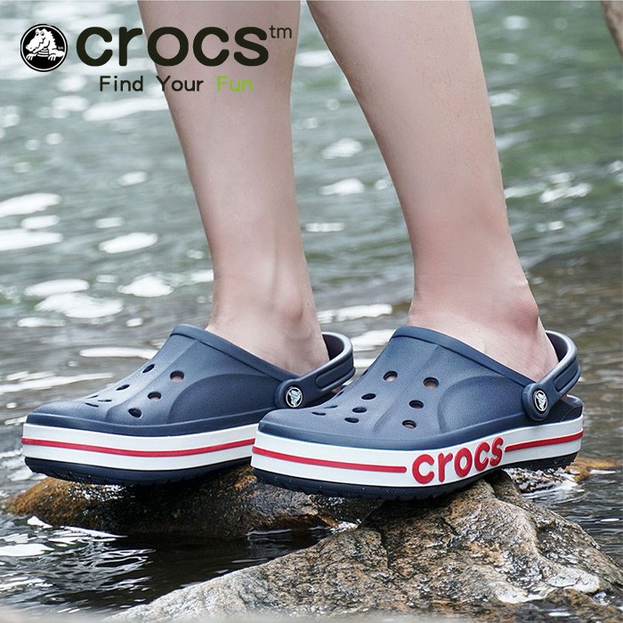 Giày Crocs Gucci Thiết Kế Dễ Thương Cho Mẹ Và Bé