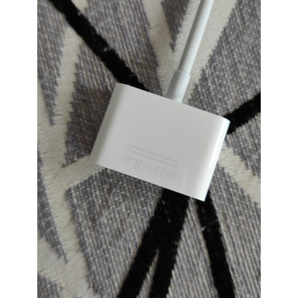 Cáp chuyển đổi táo to HDMI Digital A/V Adapter- White