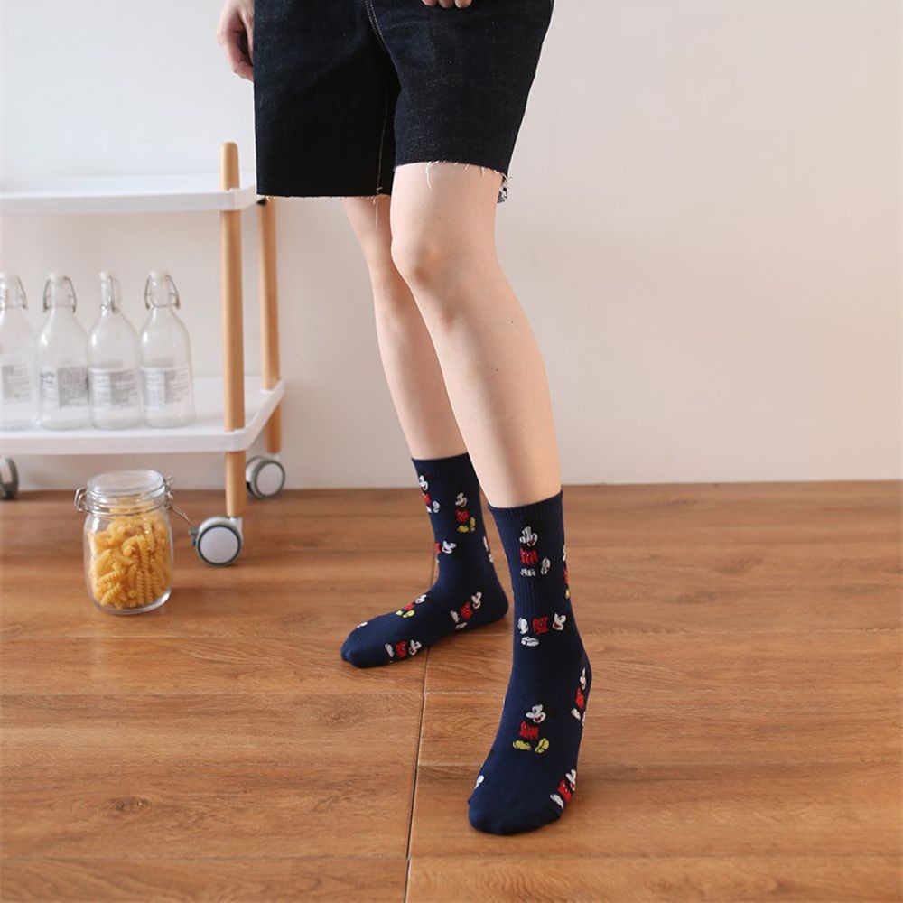 Đôi vớ cotton thoáng khí in hình chuột Mickey thời trang thu đông cho nữ