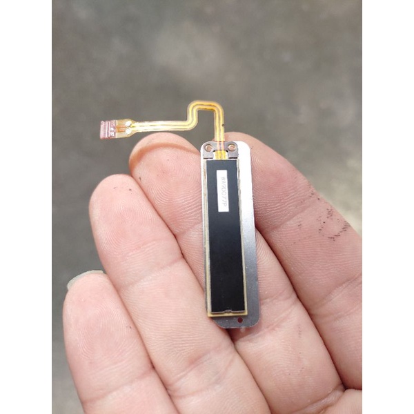 Loa trong điện thoại LG G8