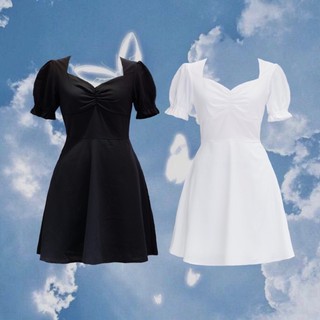 Đầm nhún ngực cổ tim tay phồng