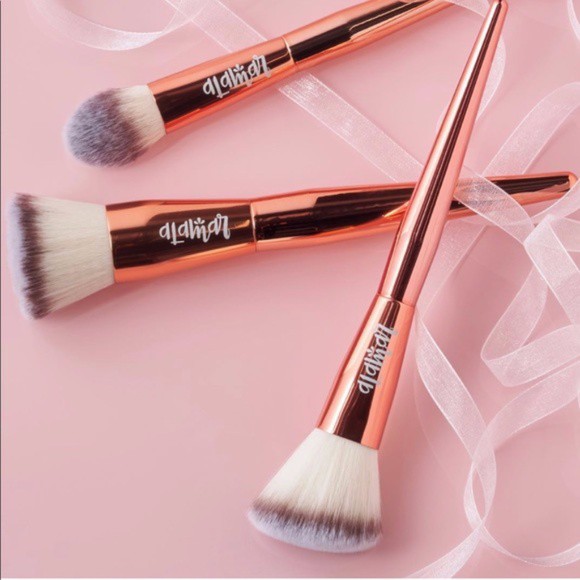 Bộ cọ Alamar Complexion Brush Trio - tách set Boxycharm