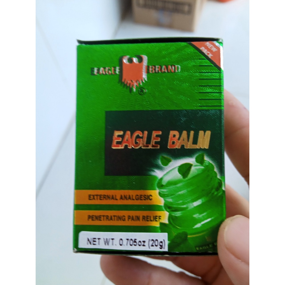 12 Trai Dầu cù là xanh Con Ó Eagle Balm 20g - Singapore