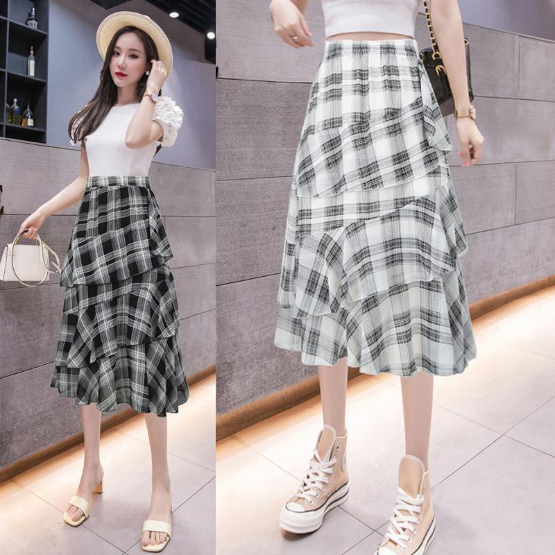 Chân váy Maxi dài dáng chữ A xếp tầng cỡ lớn họa tiết kẻ sọc caro kiểu Retro 77cm
