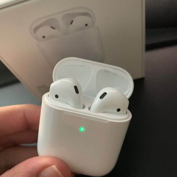 Tai Nghe Bluetooth Airpods 2 Định Vị Đổi Tên - Bỏ Tai Tắt Nhạc - thế hệ thứ 2