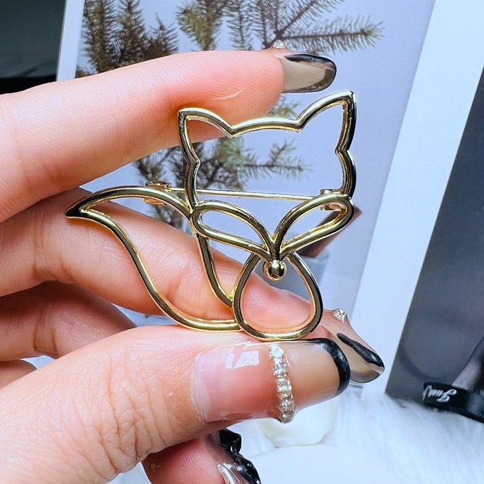 Trâm Cài Áo Hình Con Cáo Thời Trang Cho Nữ