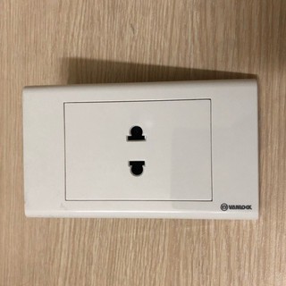 Ổ cắm đơn 2 chấu SINO S18