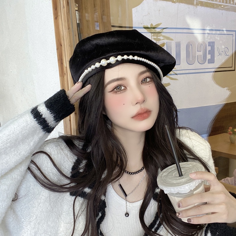 Mũ beret vải nhung màu đen đính ngọc trai thời trang thu đông cho nữ