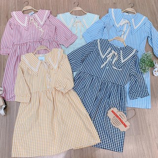 Đầm babydoll caro cổ sen nhọn nơ ren