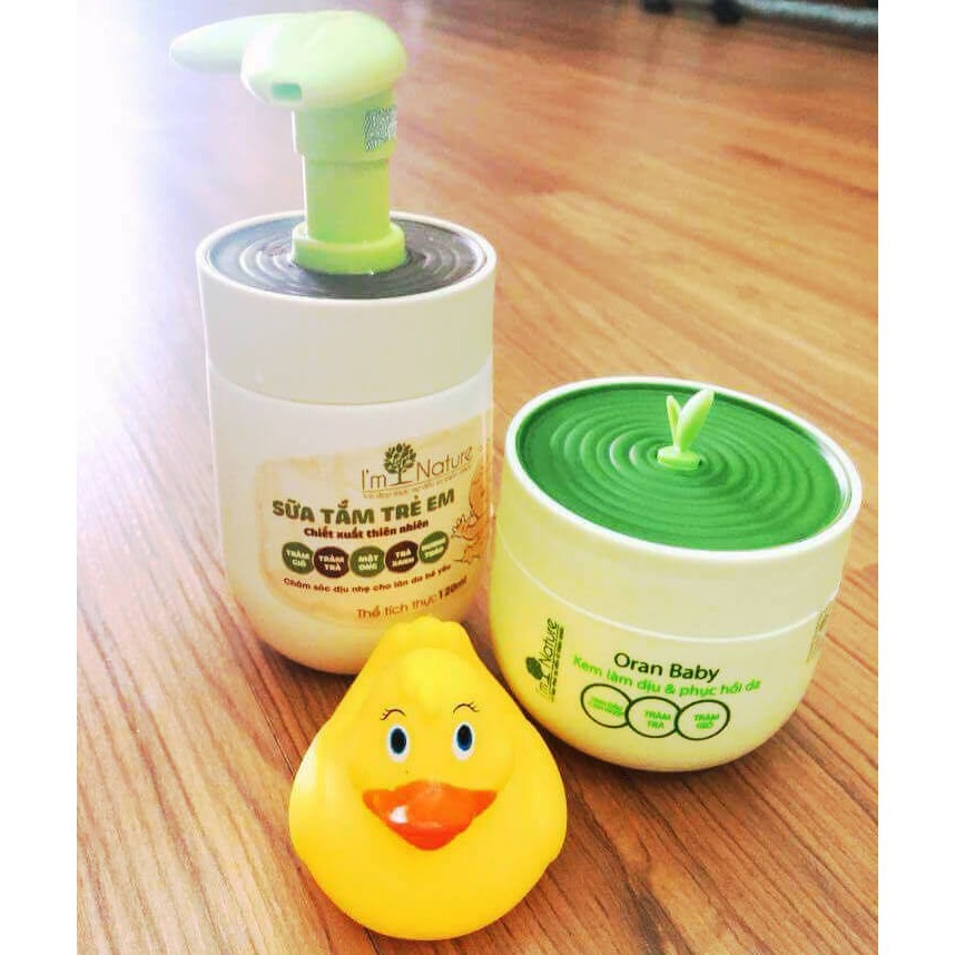 Bộ 2 sản phẩm chăm sóc cho bé I’m Nature - Sữa tắm bé + Kem chống muỗi dưỡng ẩm da
