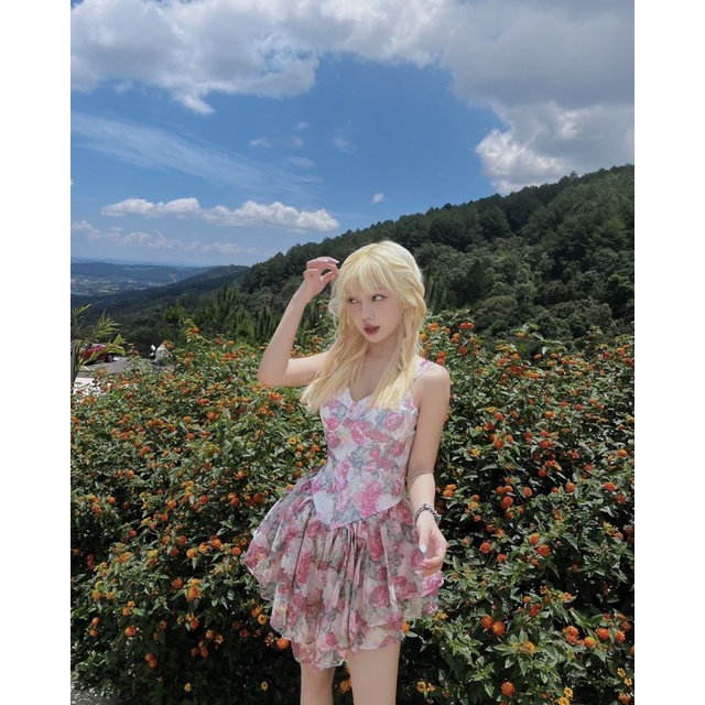 HERMOSA | Đầm hai dây hoa hồng