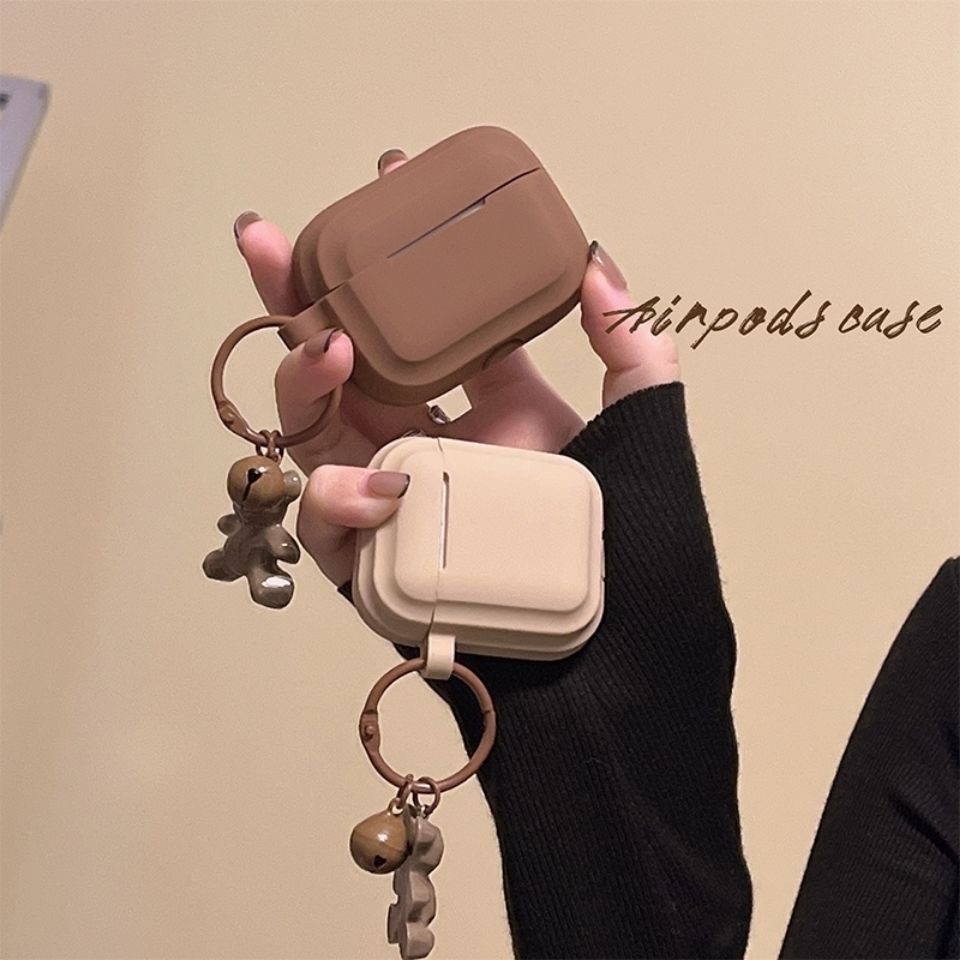 Vỏ Bảo Vệ Hộp Sạc Tai Nghe Airpods 1 2 3 Pro Chất Liệu Silicon Hình Gấu Khaki