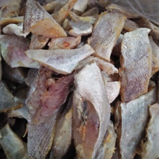 1kg CÁ THỦ (sút) khô cắt  khúc loại ngon