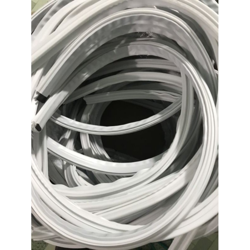 Roăng Tủ Lạnh Kiểu Gài 1m8_2m Kèm Nam Châm Gắn Sẵn