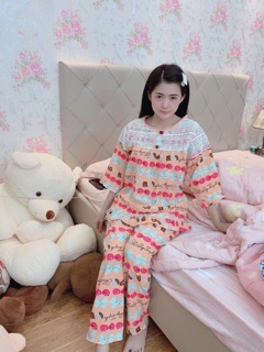 Bộ quần dài áo dài tay lụa satin