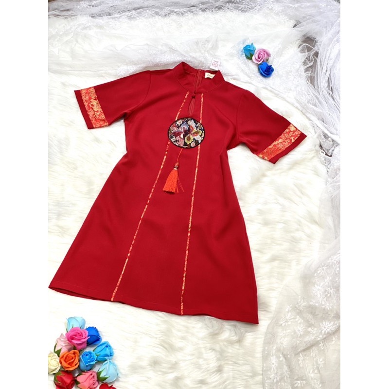 Đầm gấm đỏ áo dài cách tân nữ thêu hoa văn cao cấp ZOMI | BigBuy360 - bigbuy360.vn