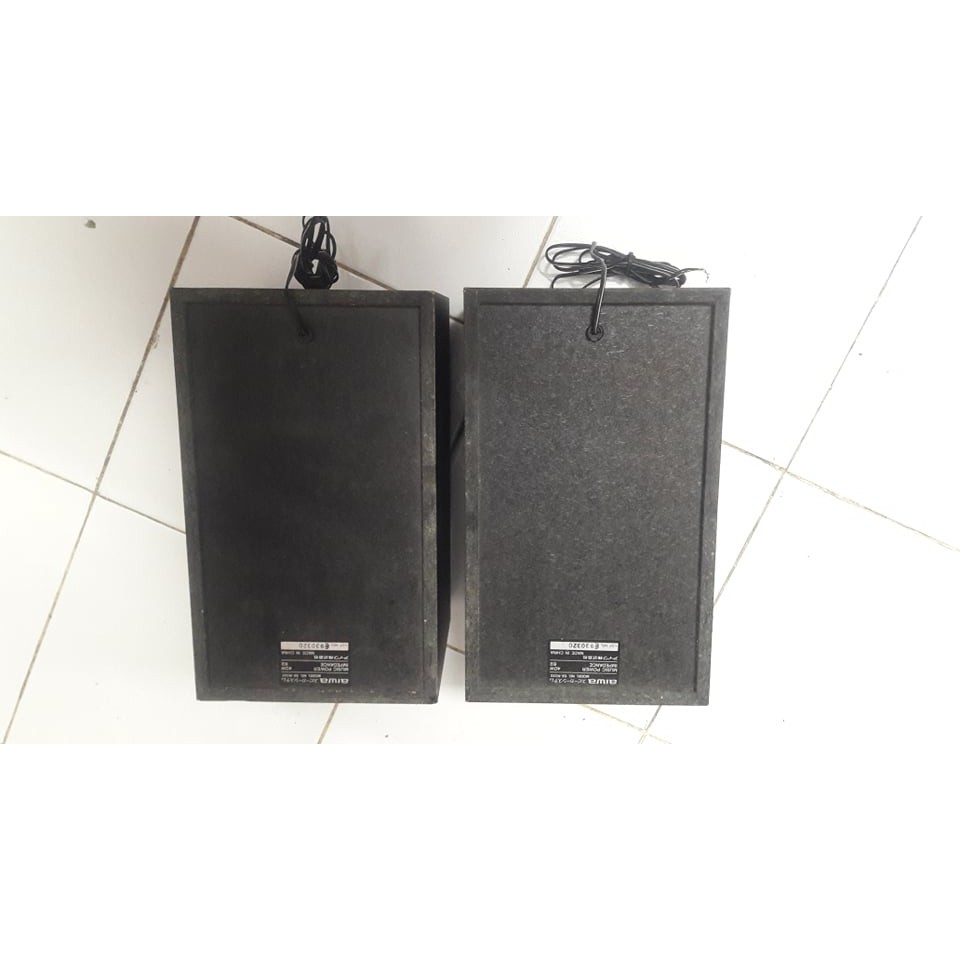 Bán Cặp Loa Aiwa Nhỏ Mà Có Võ Nè