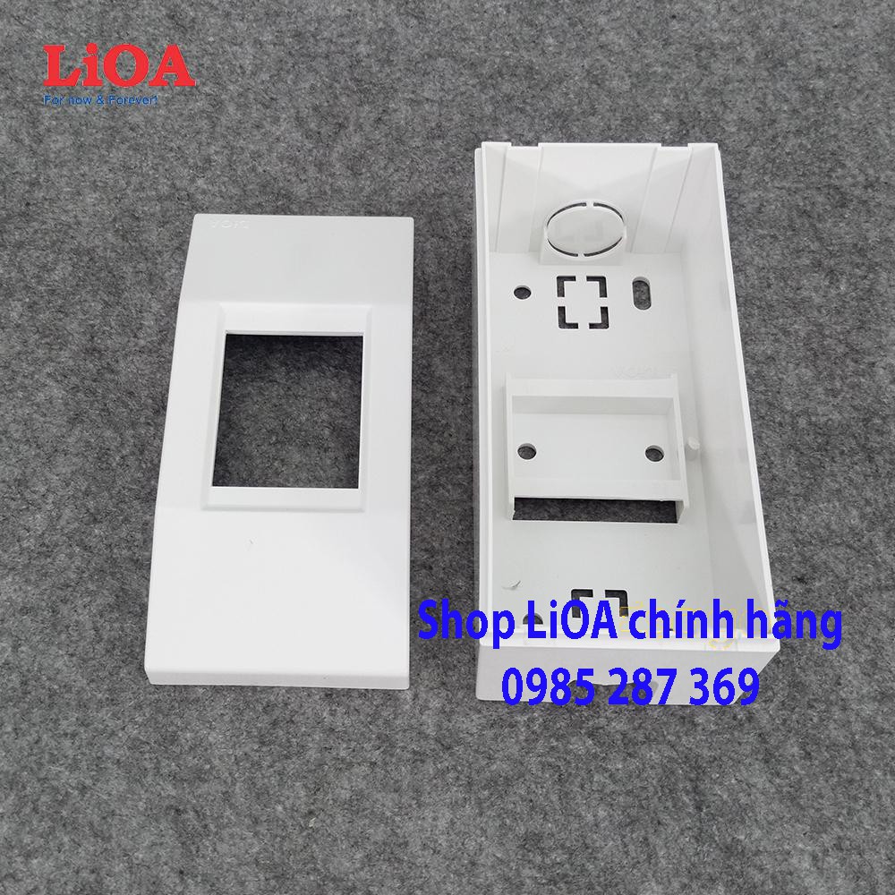 Hộp chứa 2 MCB 1 Cực hoặc 1 MCB 2 Cực gắn nổi - SE4CC2