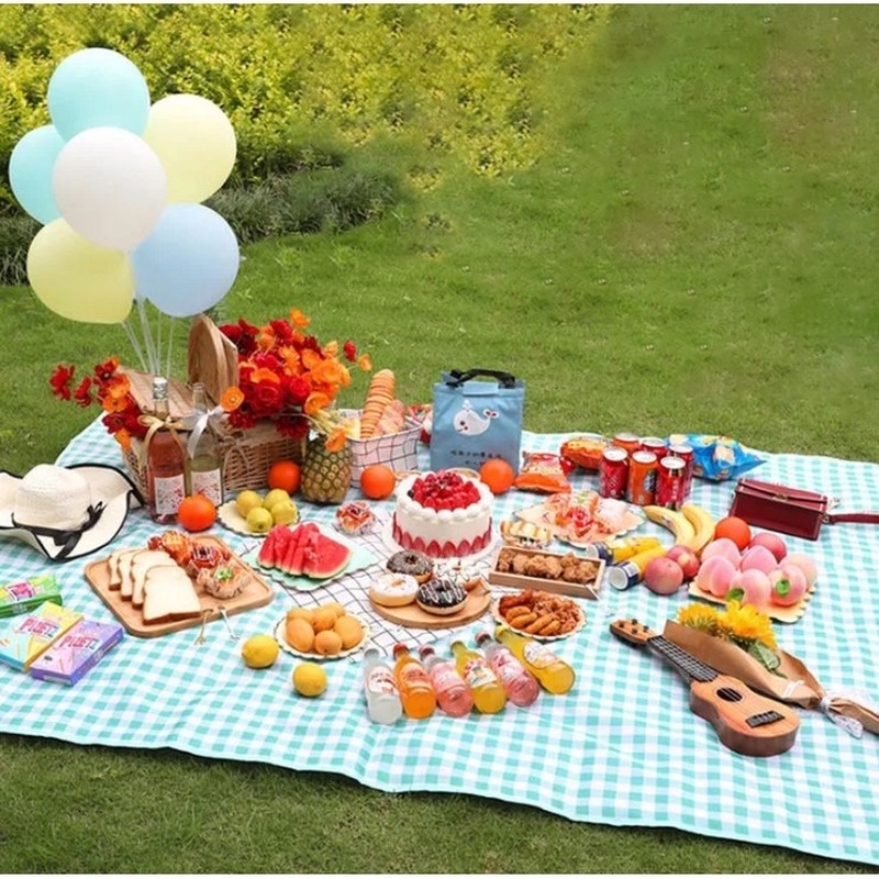 Thảm Đi Picnic Họa Tiết Hoa Chống Thấm Nước Tiện Lợi