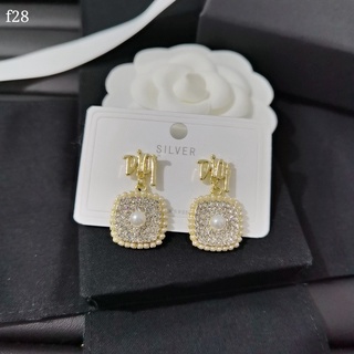 Khuyên tai cao cấp