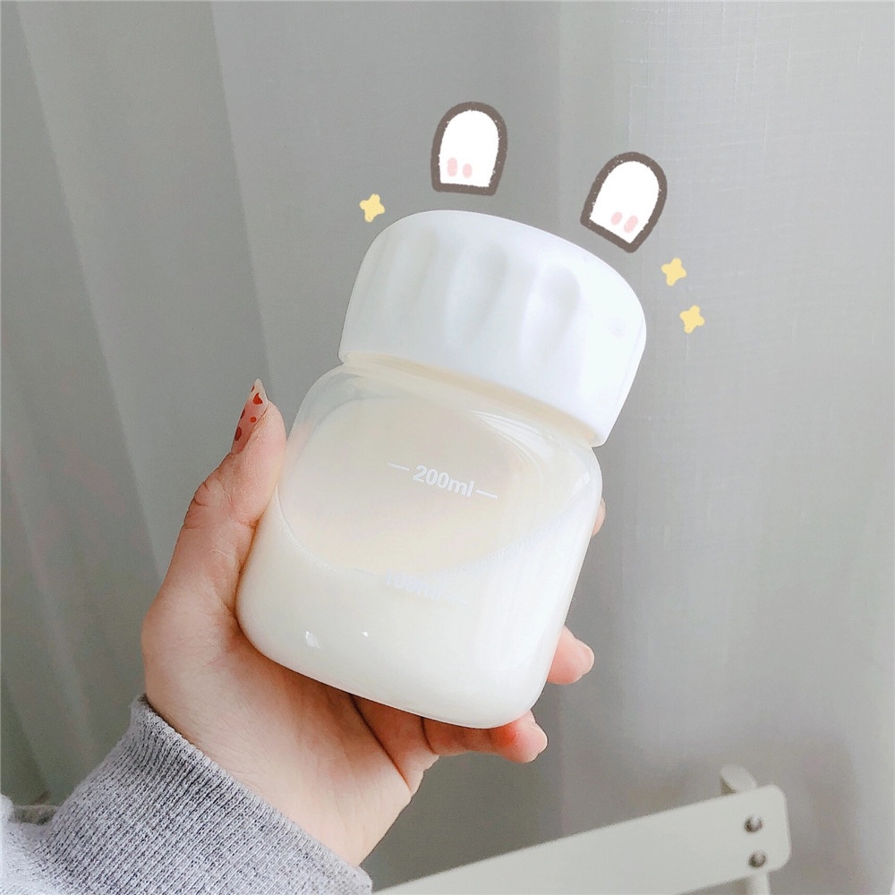 Bình Nước Mini 220ml Kèm Ống Hút Chống Rò Rỉ Họa Tiết Trái Tim Dễ Thương Cho Nữ