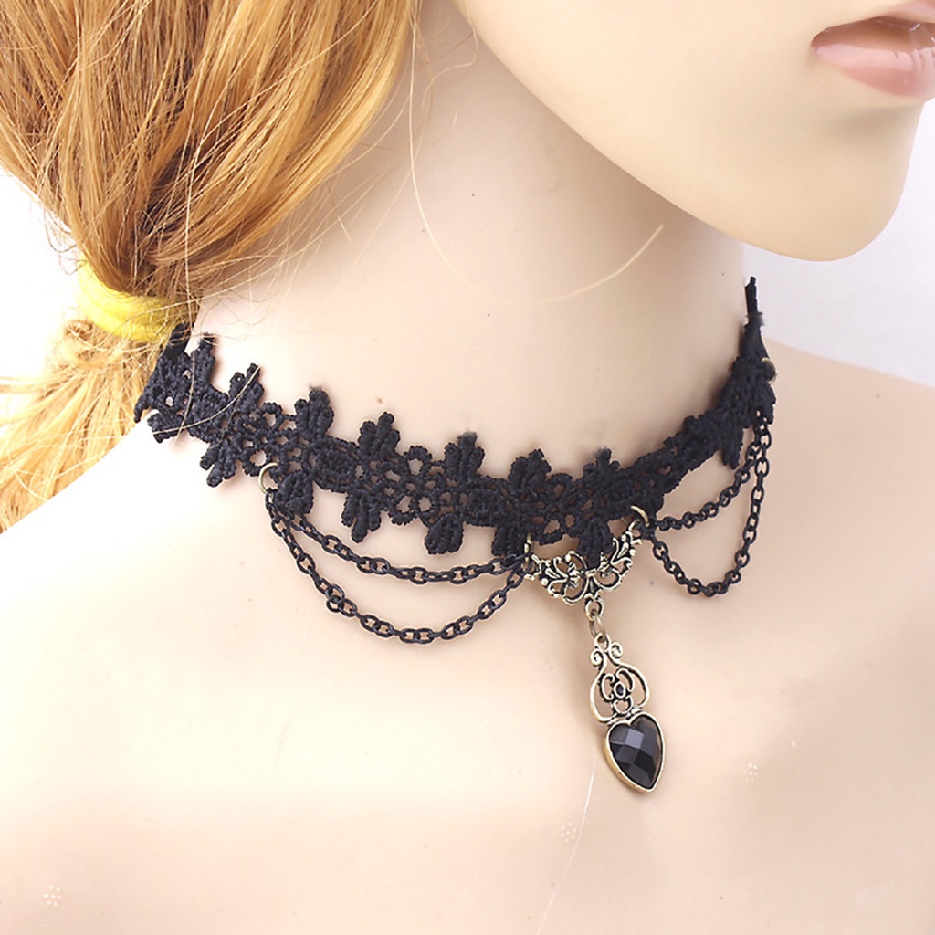 Vỏng cổ Choker + vòng tay ren hoa đính đá hinh tim xinh xắn