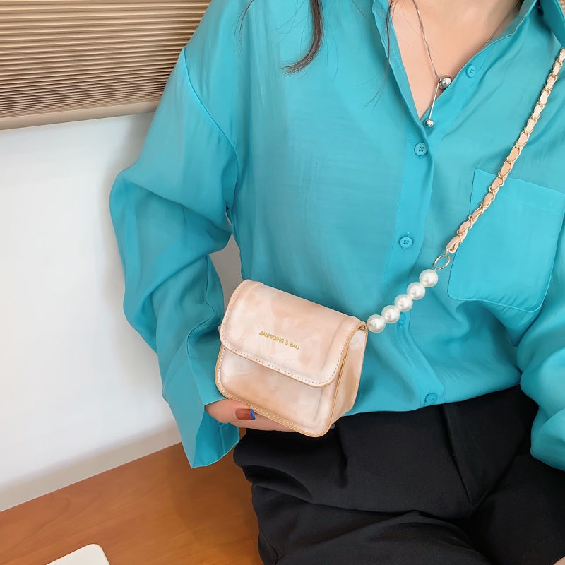 Túi đeo chéo mini ngọc trai túi hộp vuông dây xích túi đựng son