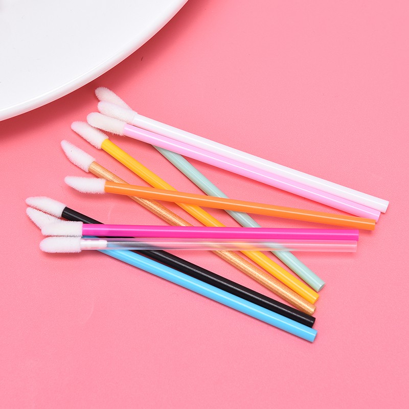 Set 50 Cọ Tô Son Môi Dùng Một Lần Tiện Dụng