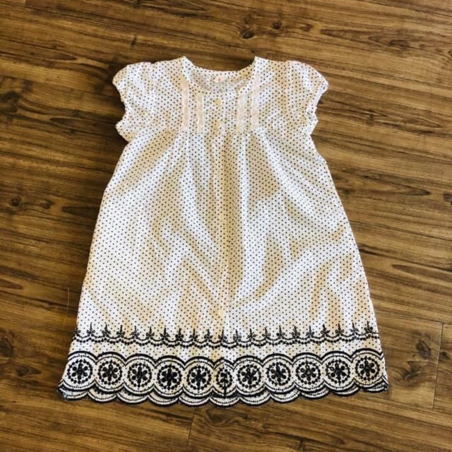 Sét áo chị Khánh Phạm