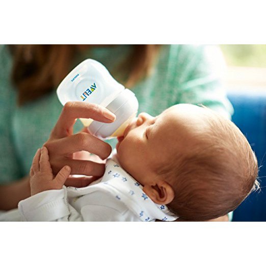 Bình sữa Avent Natural cải tiến núm ti siêu mềm màu trắng 125ml