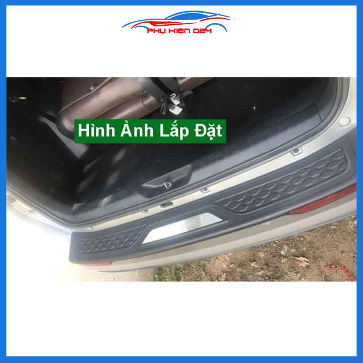 Ốp chống trầy cốp ngoài nhựa đen Fortuner 2009-2010-2011-2012-2013-2014-2015 phản quang trang trí bảo vệ xe