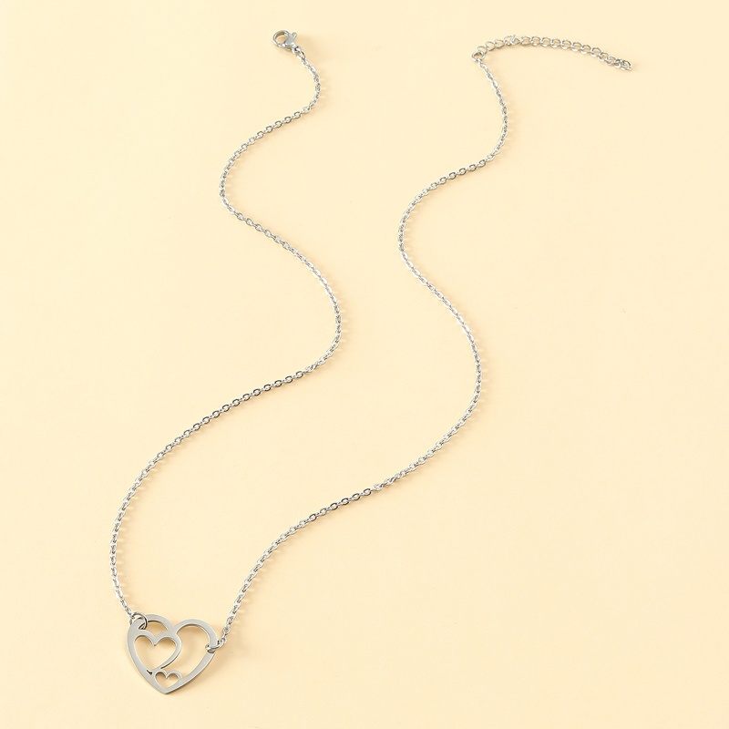 Vòng cổ Mặt Trái Tim Khắc Chữ Bằng Thép Không Gỉ