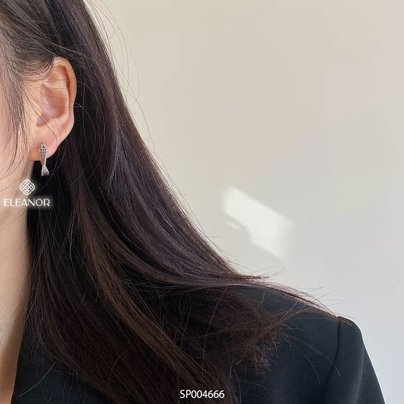 Bông tai nữ bạc 925 Eleanor Accessories hình vòng viền xoắn phụ kiện trang sức 4666