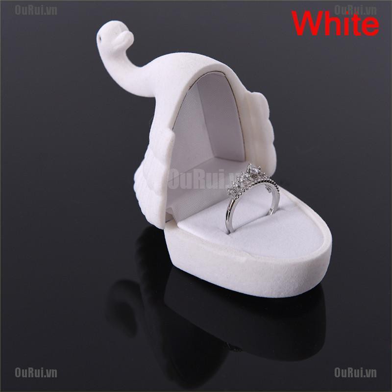 Hộp Đựng Nhẫn Hình Thiên Nga Sang Trọng