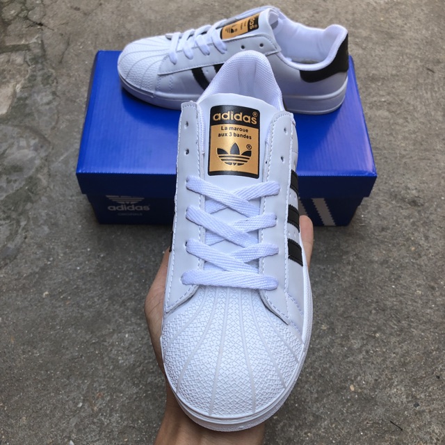 Giày thể thao mũi sò nam nữ.Tặng tất,hộp và dây giầy | BigBuy360 - bigbuy360.vn