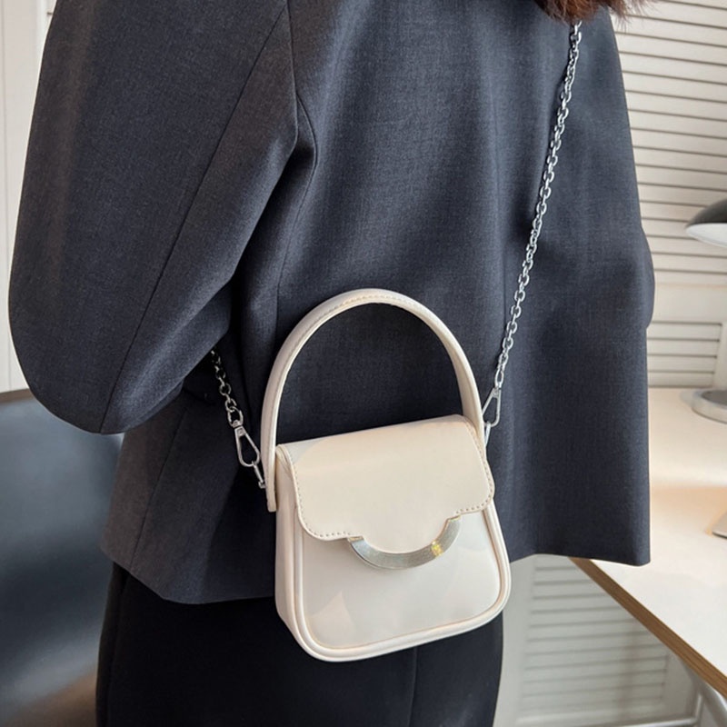 Túi đeo vai IELGY phối dây xích thời trang đơn giản dành cho nữ