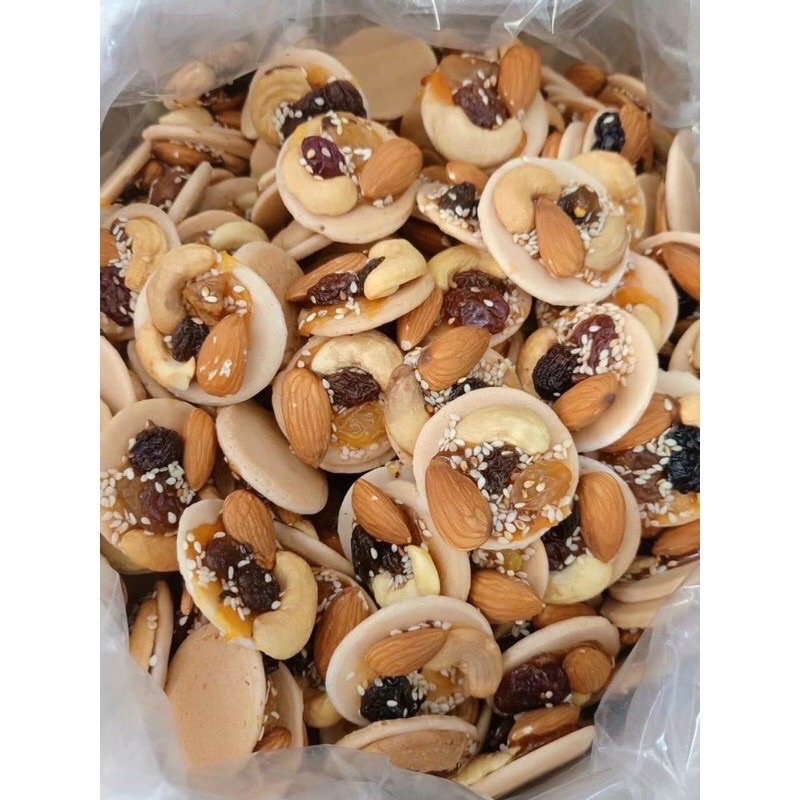 COMBO 10 HŨ BÁNH ĐỒNG TIỀN ĐIỀU HẠNH NHÂN HŨ 250Gram