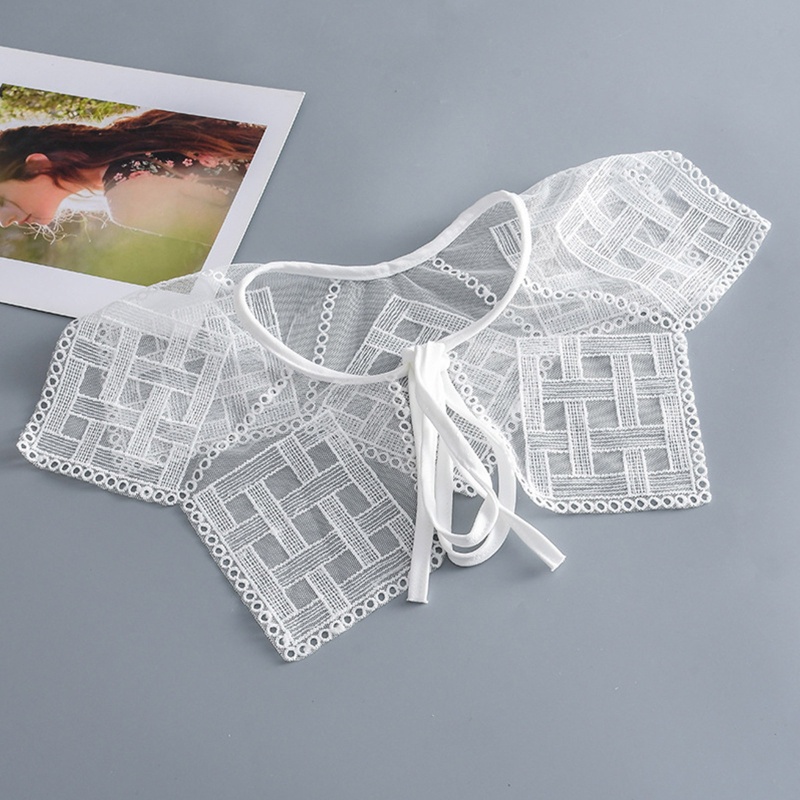 Khăn Choàng Lưới Phối Ren Thêu Họa Tiết Kẻ Ô Tam Giác Dành Cho Nữ