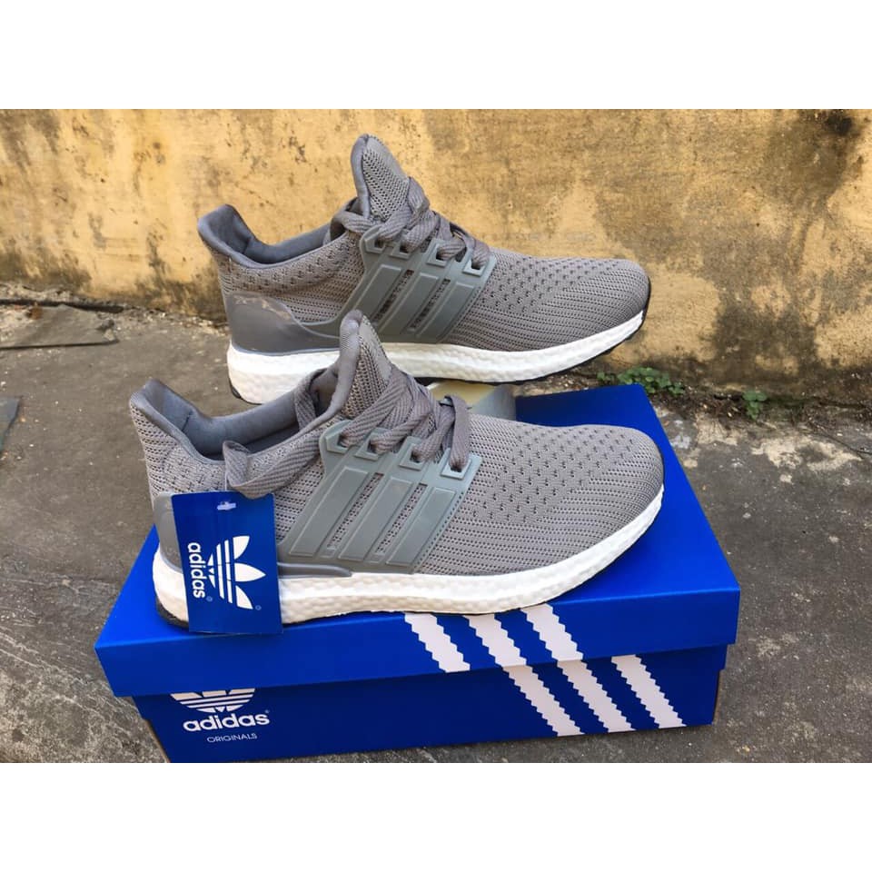 Giày Thể Thao Nam Nữ Adidas Utra Boost xám