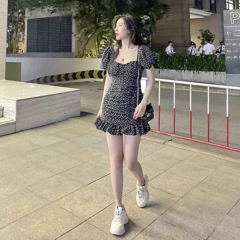 Đầm đen chấm bi Kpboutiqu, tim nhún thân chân bèo, chất vải đẹp, mẫu đầm bán chạy nhất | BigBuy360 - bigbuy360.vn