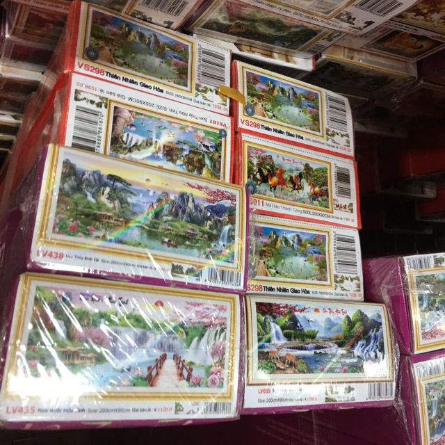 Tranh gắn đá